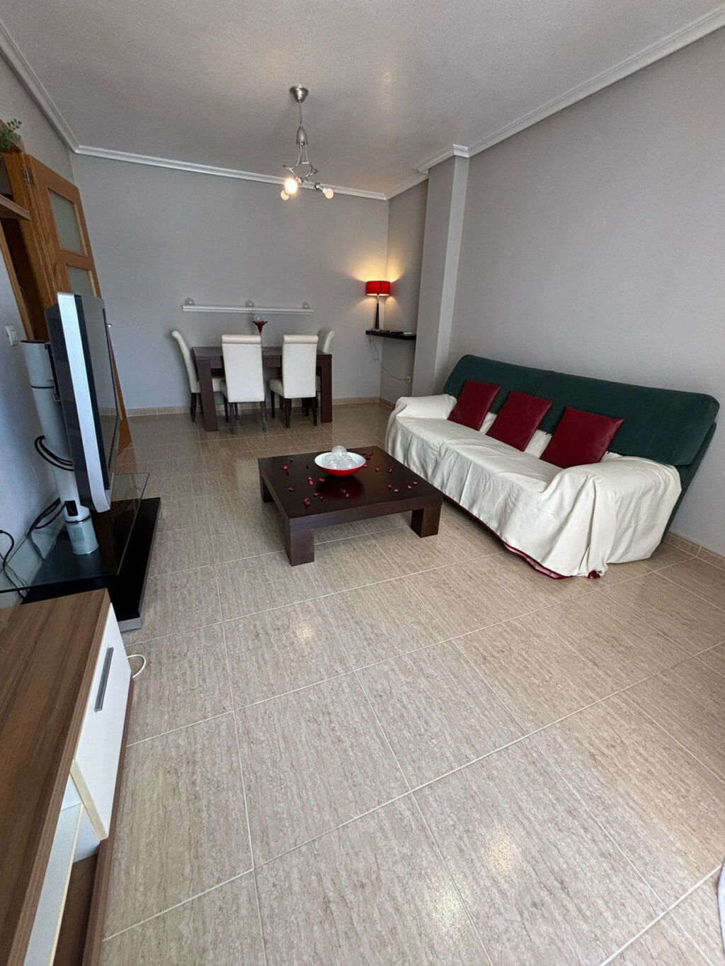 Middle Floor Apartment Torrevieja Alicante - image 2