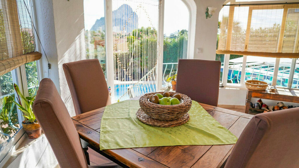 Detached Villa Calpe Alicante - image 2