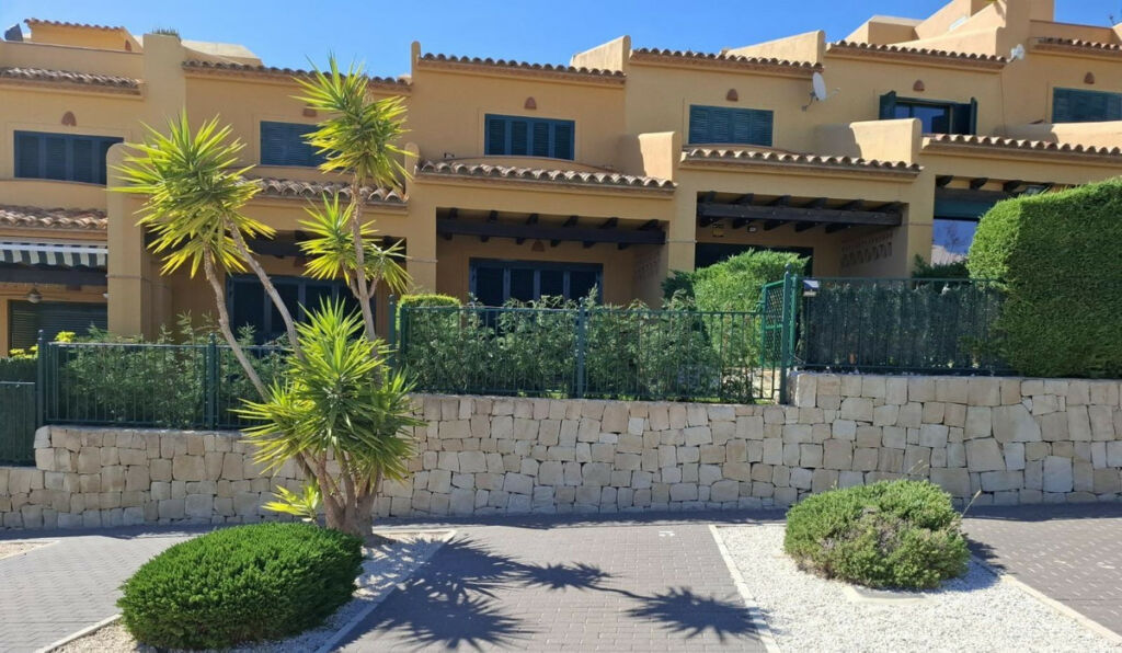 Bungalow Finestrat Alicante - image 2