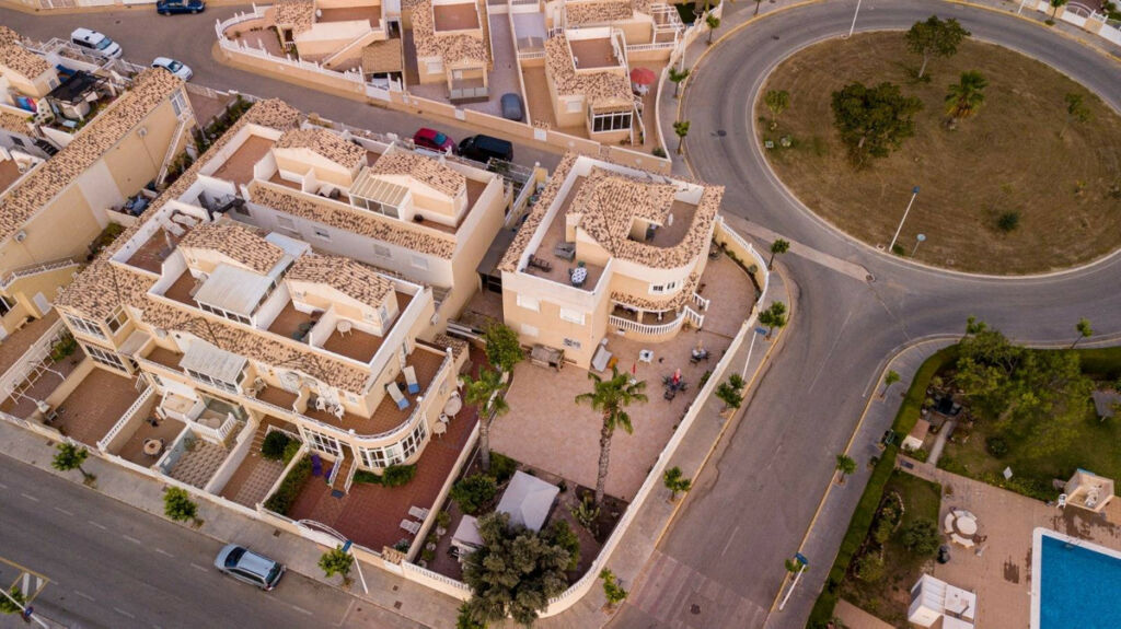 Detached Villa La Siesta Alicante - image 2