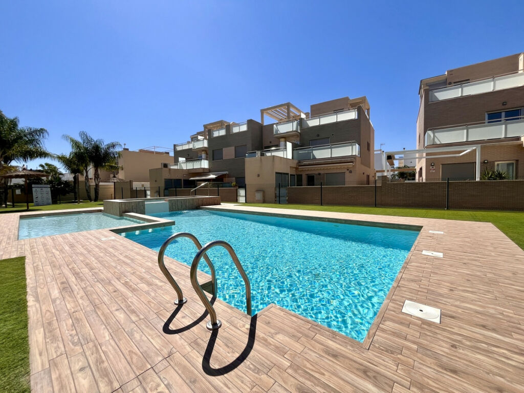 Detached Villa Torre de la Horadada Alicante - image 2