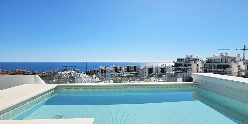 Penthouse Fuengirola Málaga - image 2
