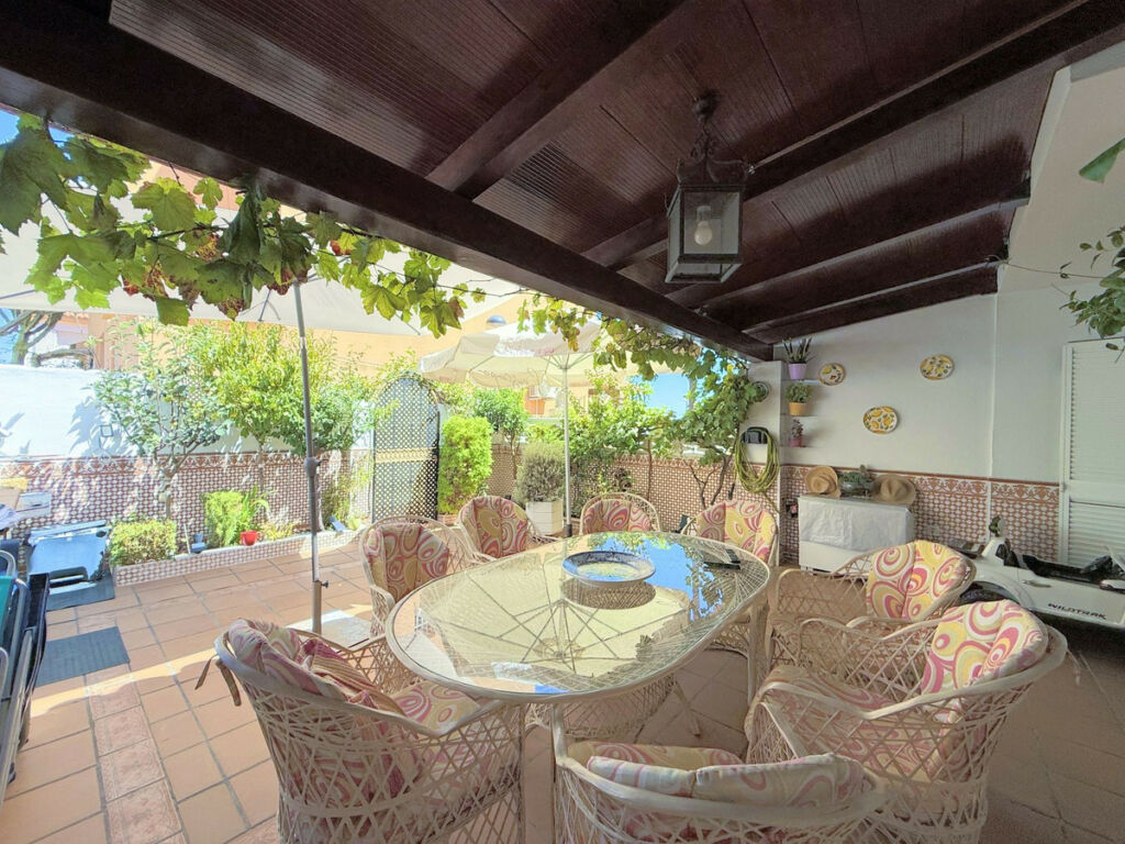 Townhouse Casares Playa Málaga - image 2