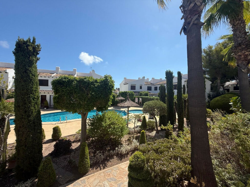 Bungalow Cabo Roig Alicante - image 2