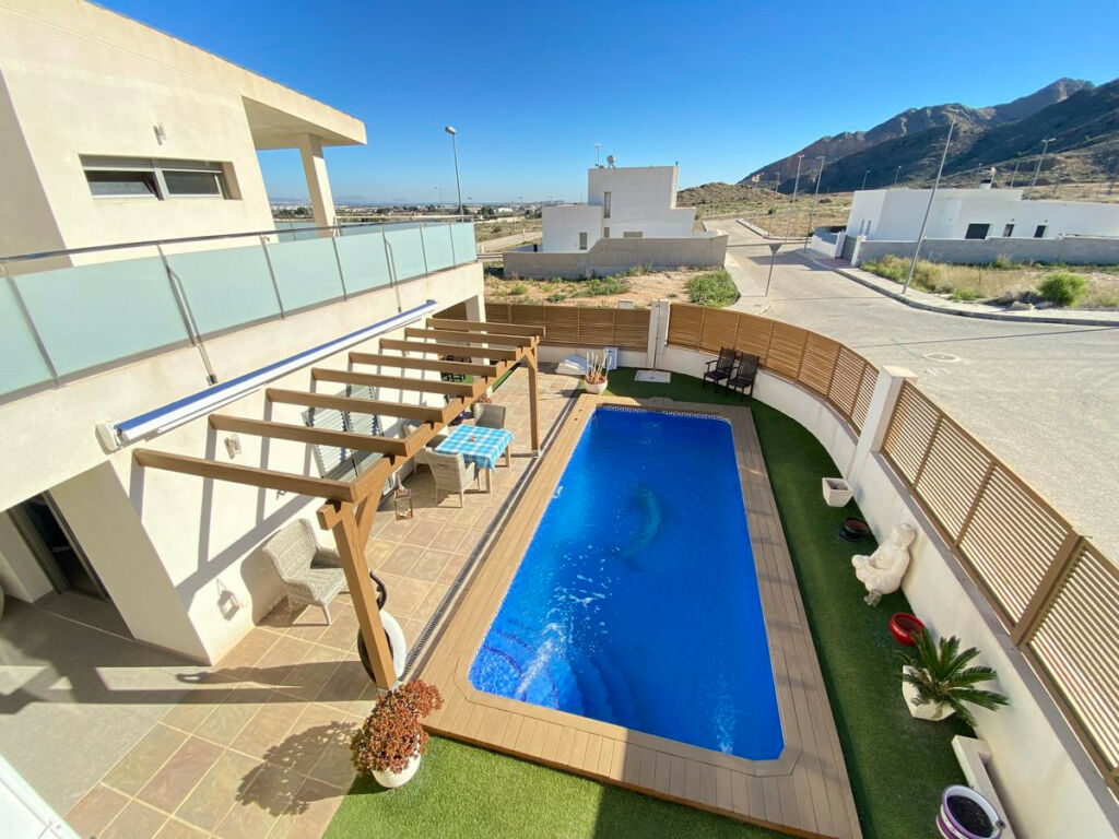 Detached Villa Cox Alicante - image 2