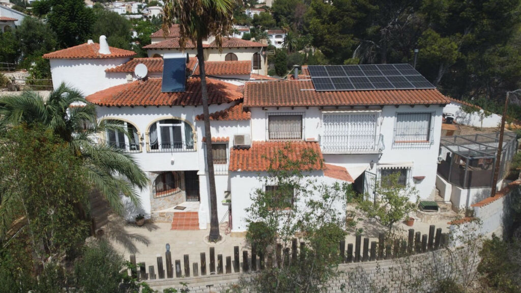 Detached Villa Benissa Alicante - image 2