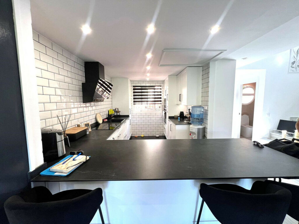 Townhouse Alhaurin Golf Málaga - image 2