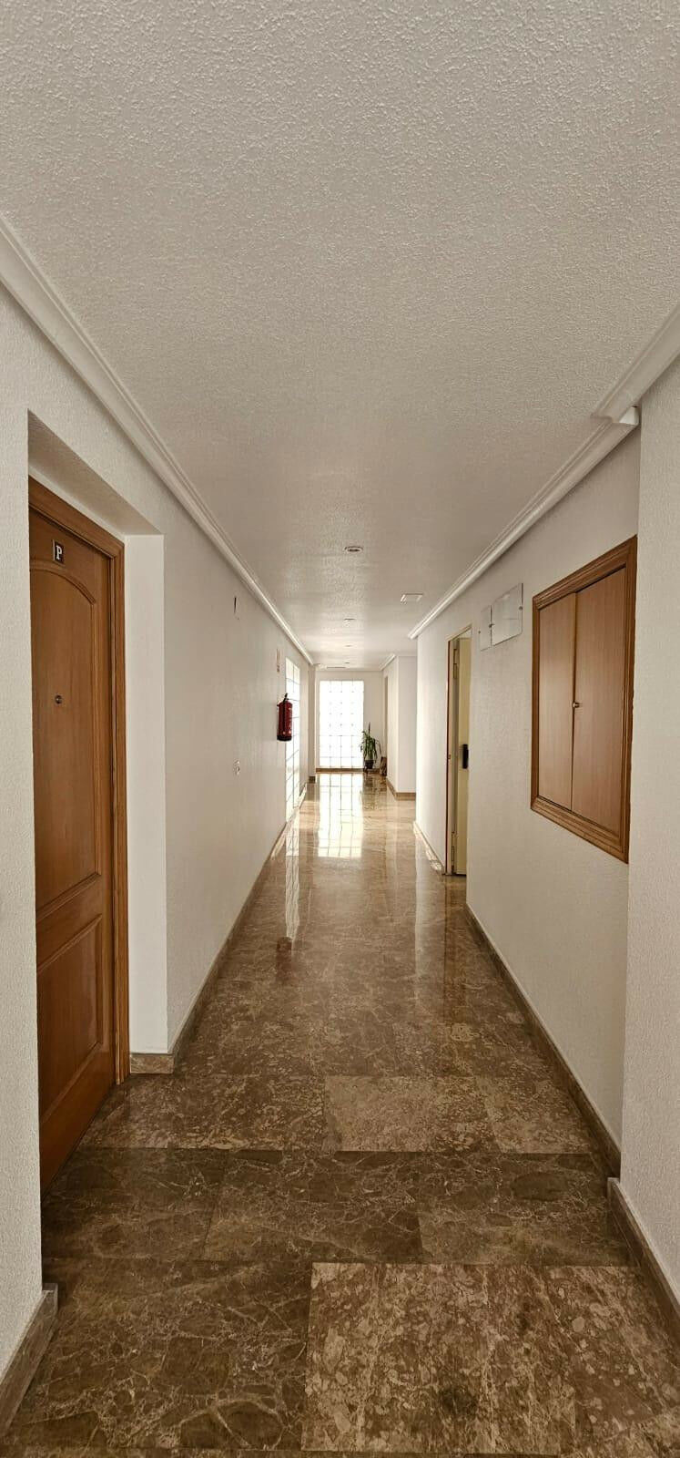 Middle Floor Apartment Torrevieja Alicante - image 2