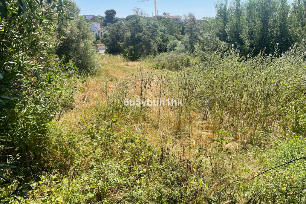Land Marbella Málaga - image 2