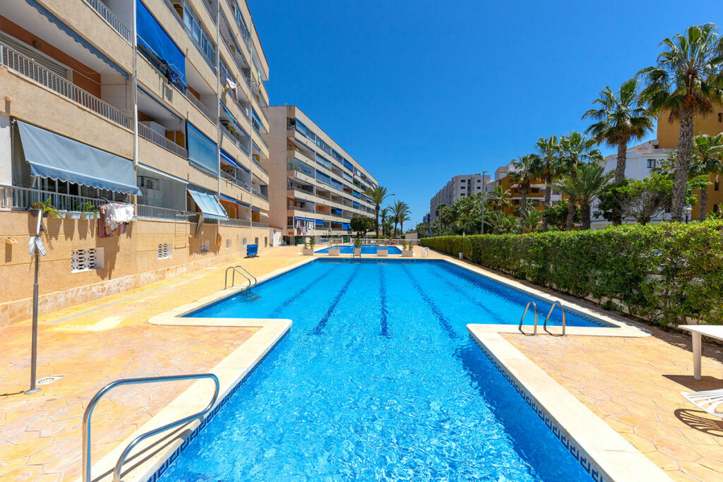 Middle Floor Apartment Rocio del Mar Alicante - image 2