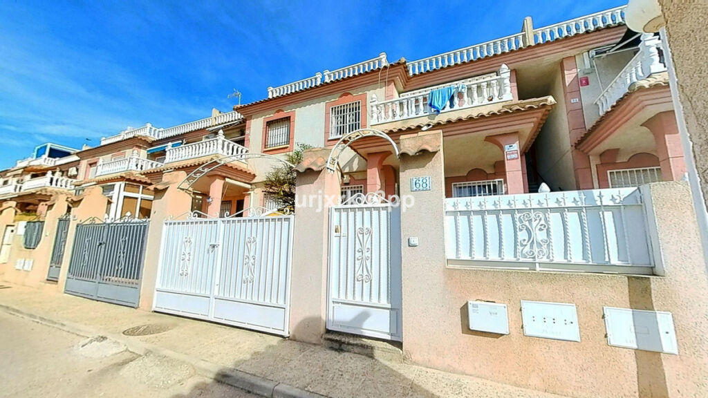 Bungalow Playa Flamenca Alicante - image 2