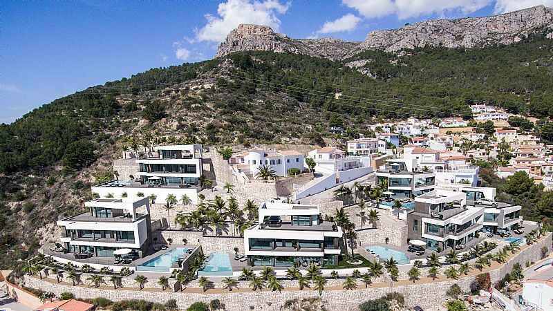 Detached Villa Calpe Alicante - image 2