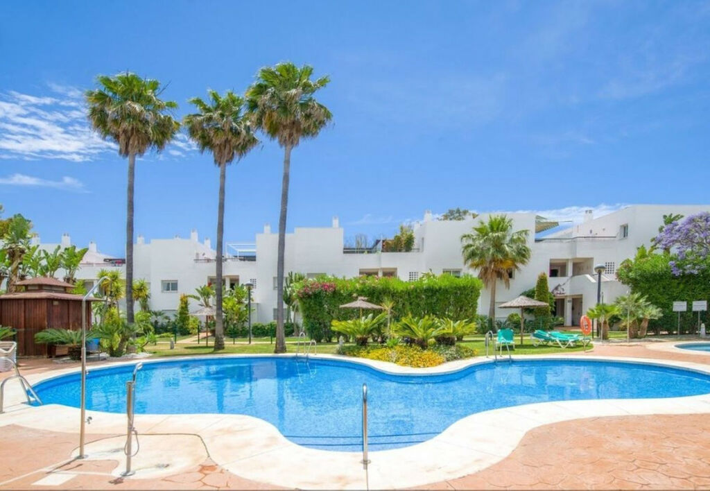 Ground Floor Apartment Guadalmina Baja Málaga - image 14
