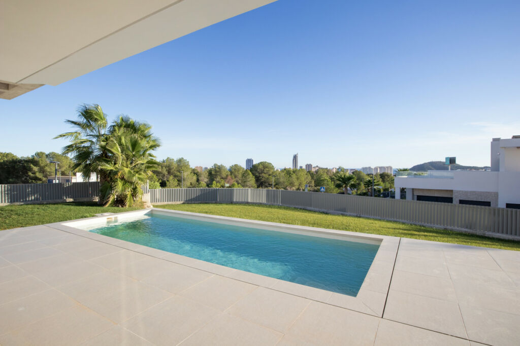 Detached Villa Finestrat Alicante - image 2