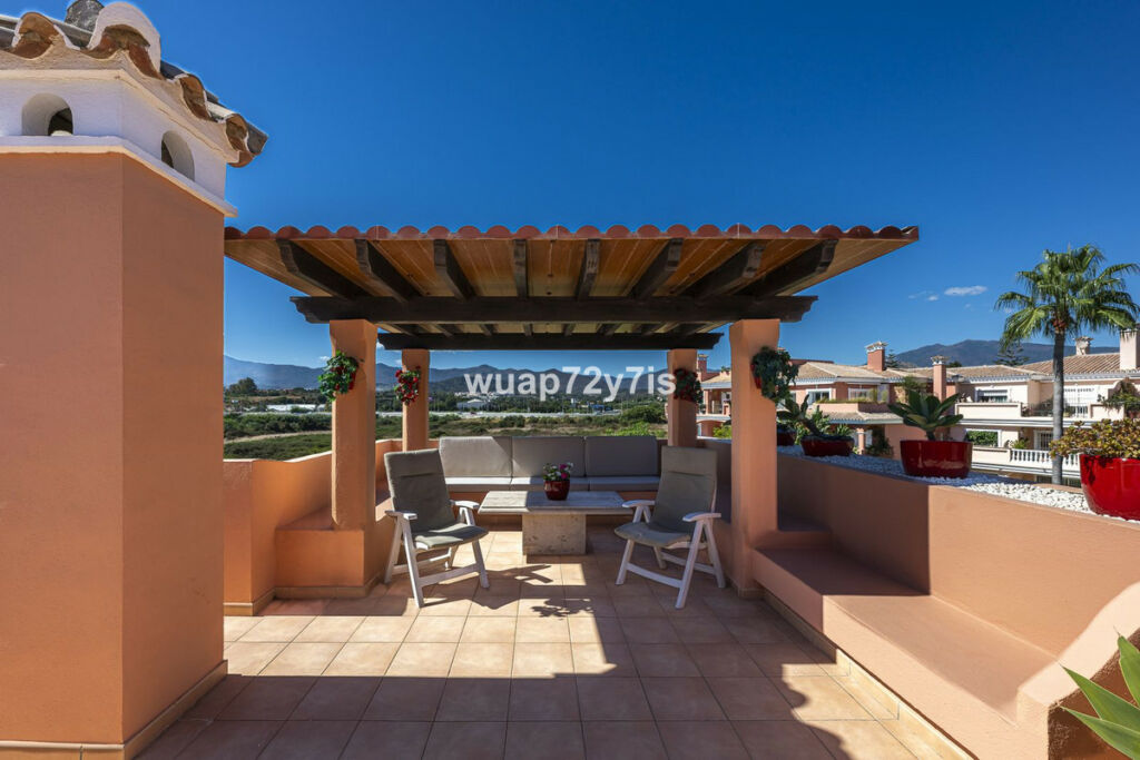 Penthouse Estepona Málaga - image 2