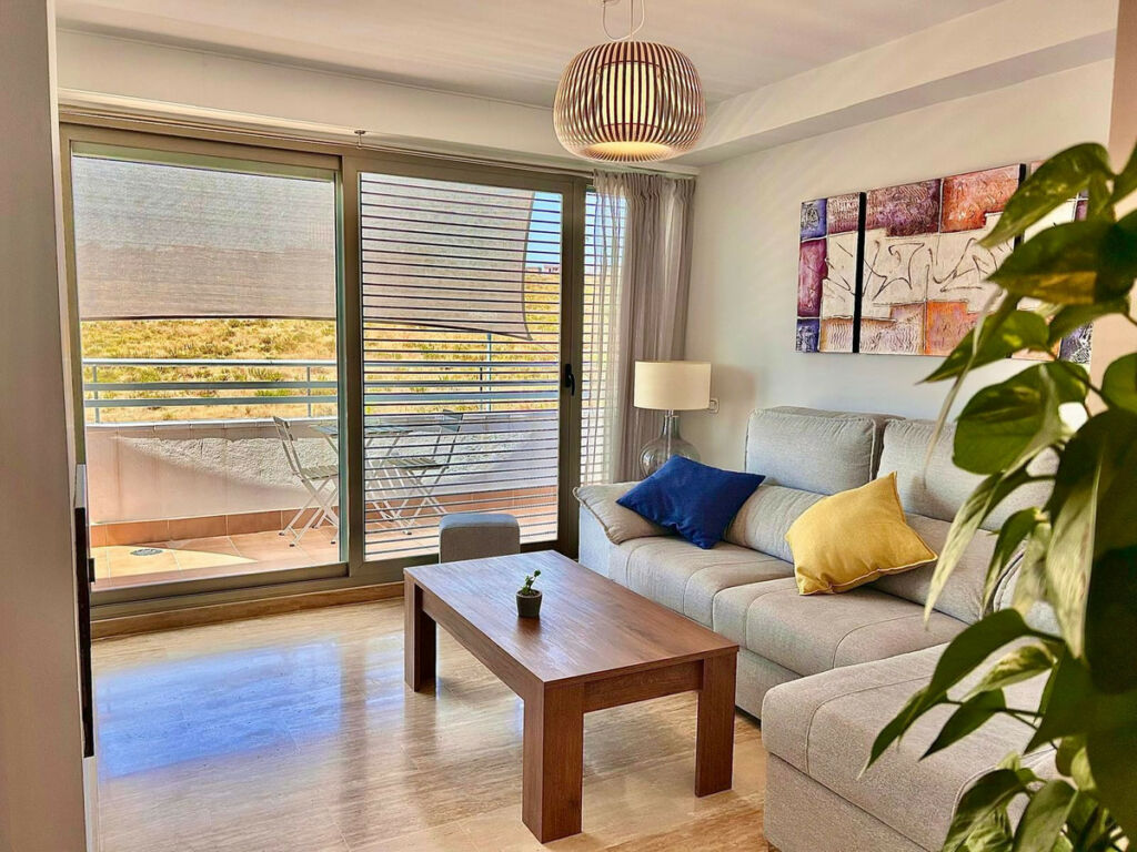 Middle Floor Apartment La Cala de Mijas Málaga - image 2