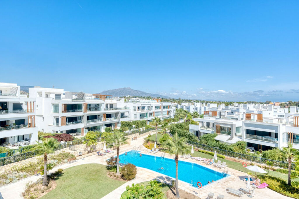Penthouse Estepona Málaga - image 2
