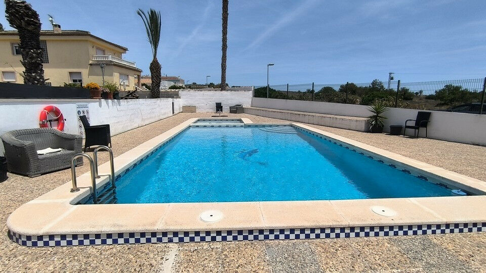Bungalow Benijofar Alicante - image 2