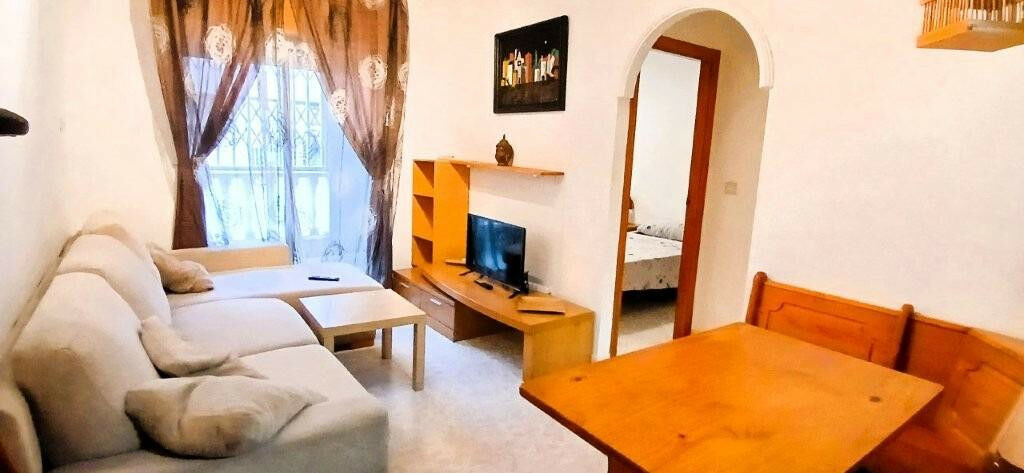 Ground Floor Apartment Playa de los Locos Alicante - image 2