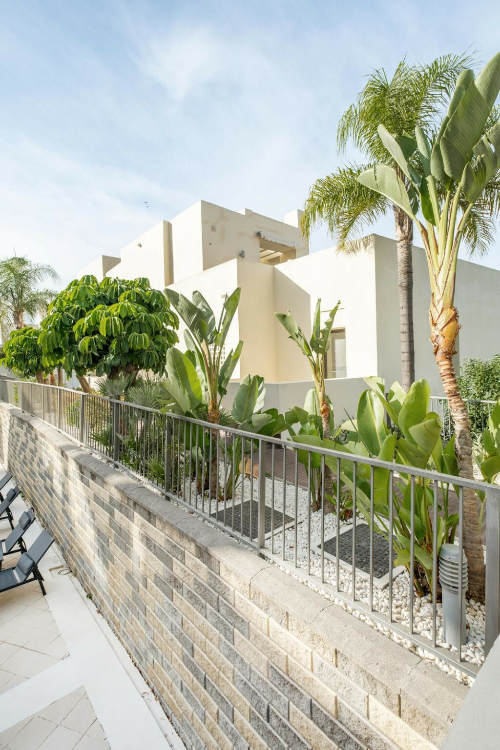Middle Floor Apartment Altos de los Monteros Málaga - image 2