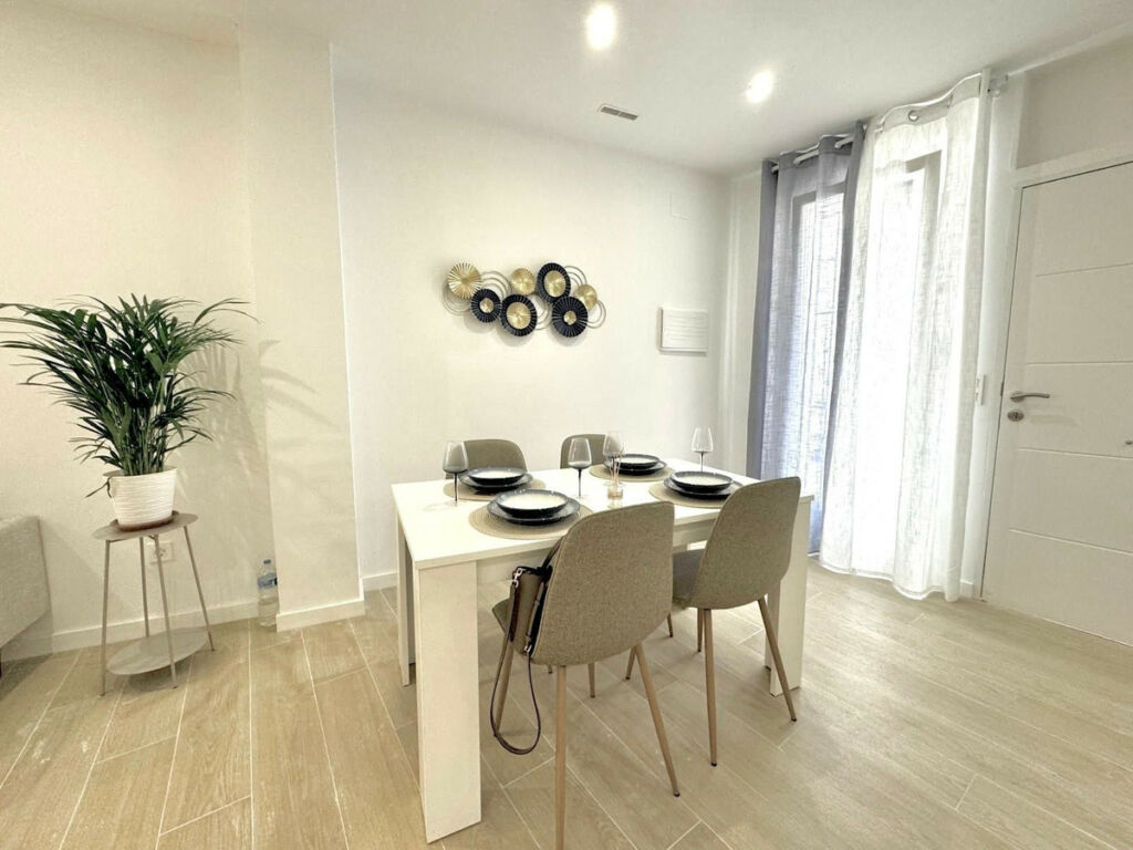 Ground Floor Apartment Marbella Málaga - image 2