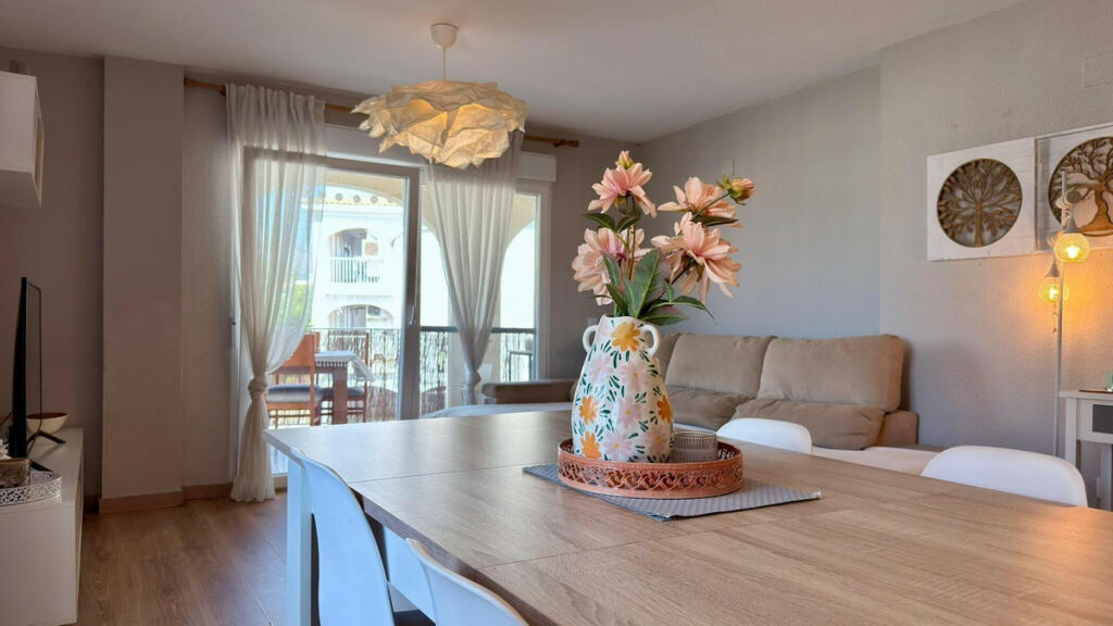 Middle Floor Apartment Altea Alicante - image 2