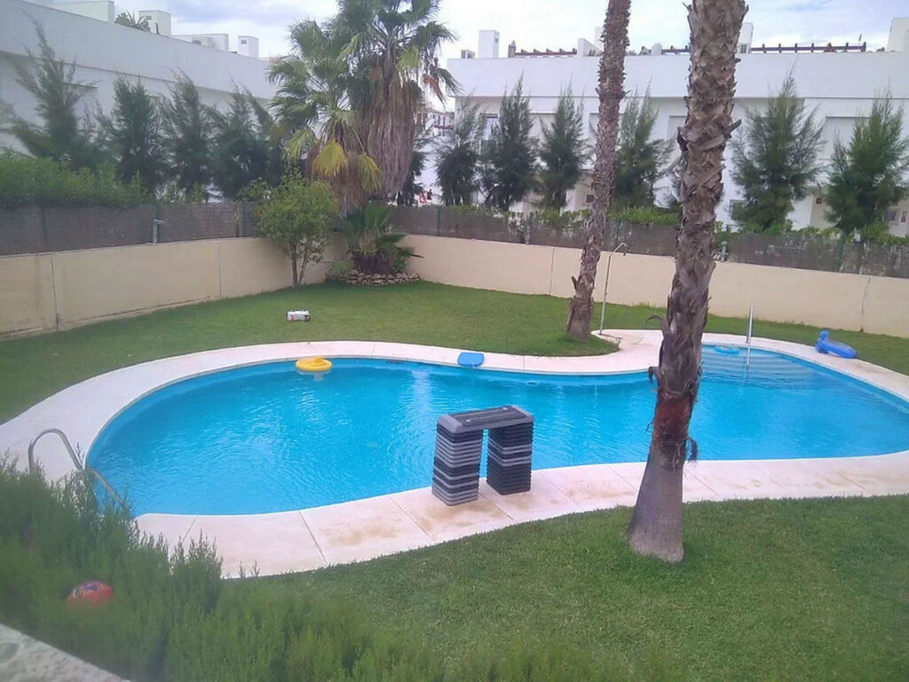 Townhouse Calahonda Málaga - image 2