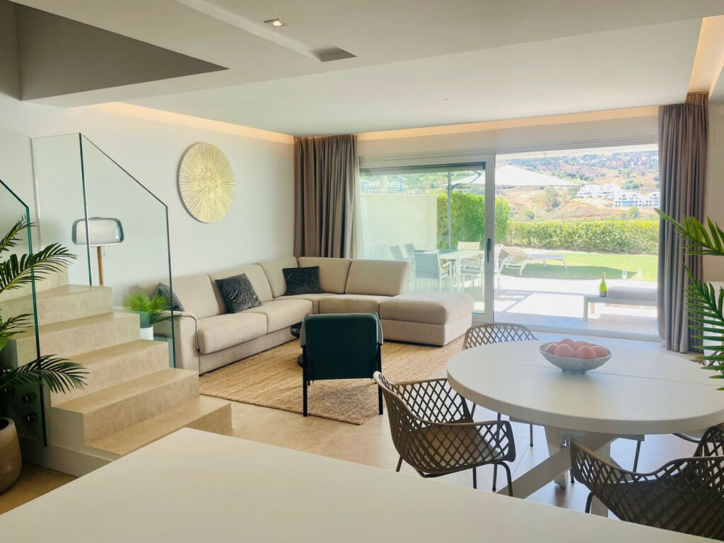 Townhouse La Cala Golf Málaga - image 2
