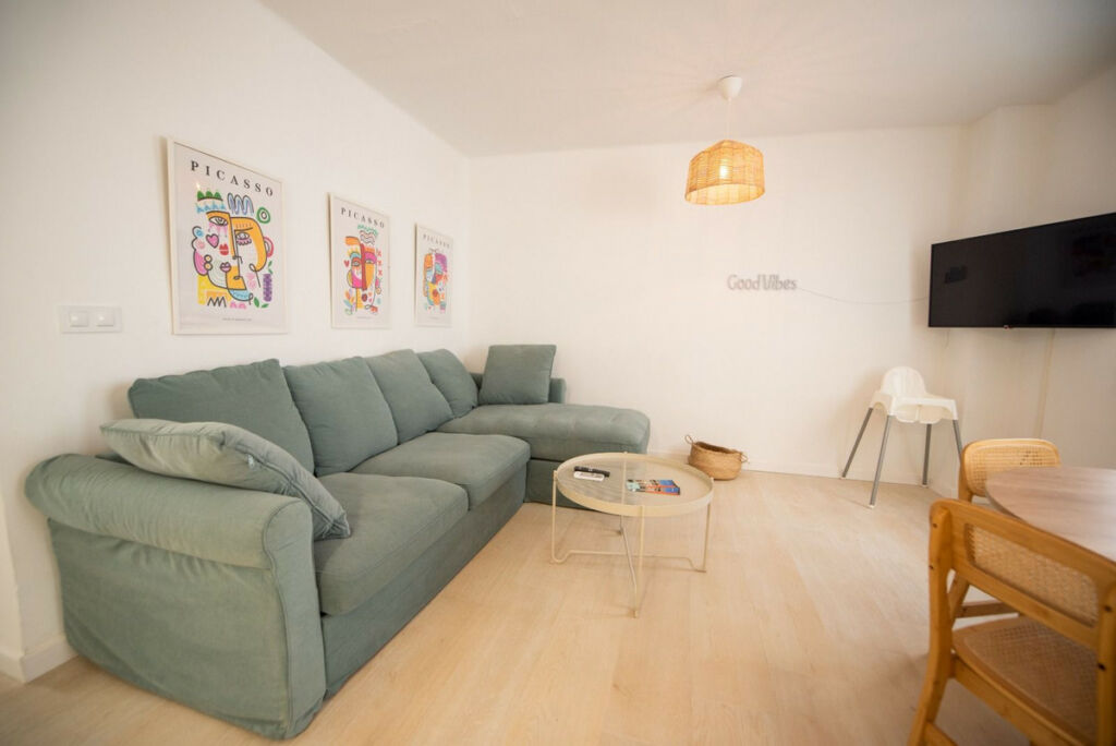 Middle Floor Apartment Málaga Centro Málaga - image 2