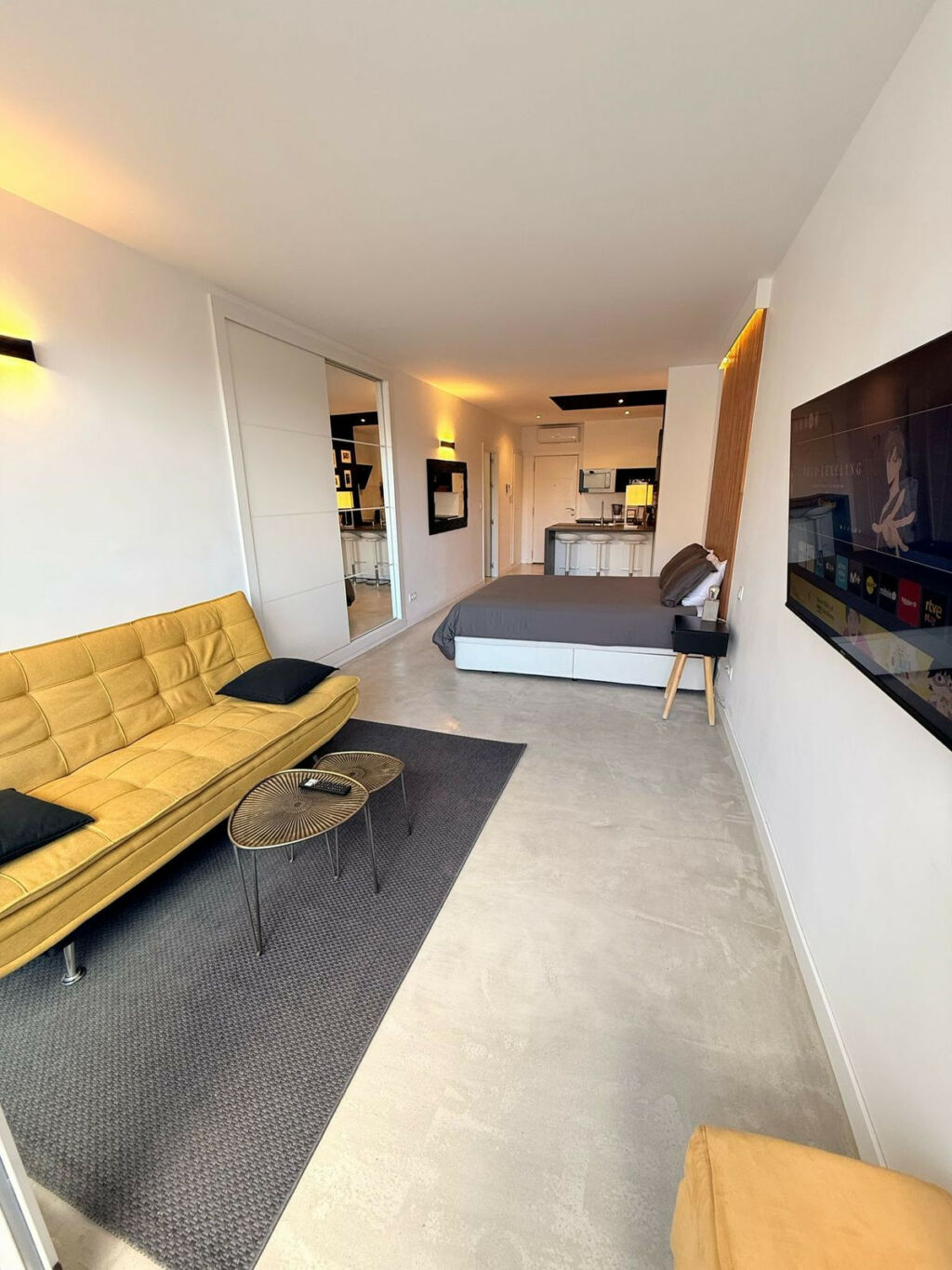 Middle Floor Studio Torremolinos Málaga - image 3