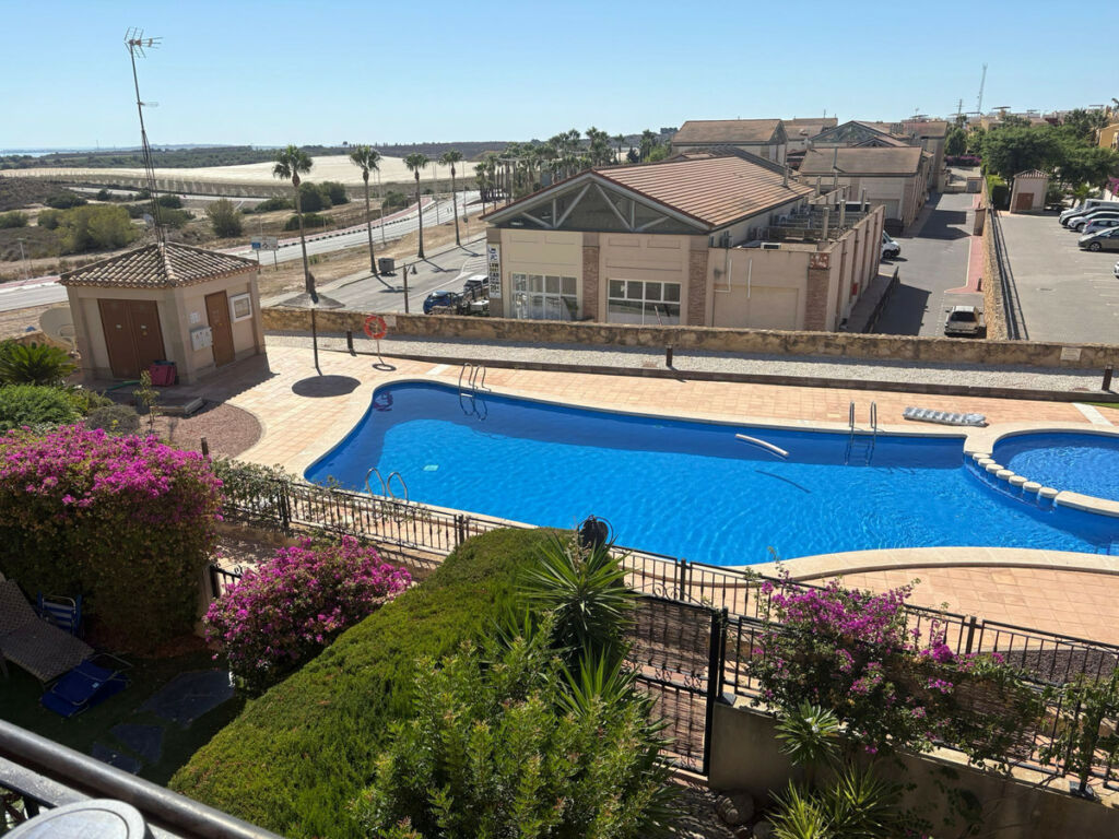 Top Floor Apartment La Finca Golf Alicante - image 2