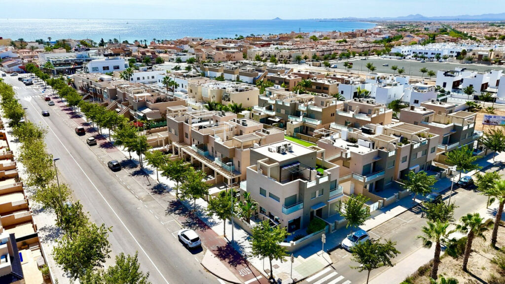 Detached Villa Pilar de la Horadada Alicante - image 2