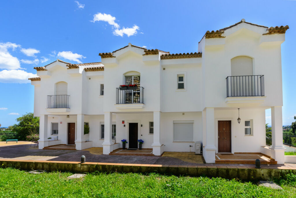 Semi-Detached House Benahavís Málaga - image 2