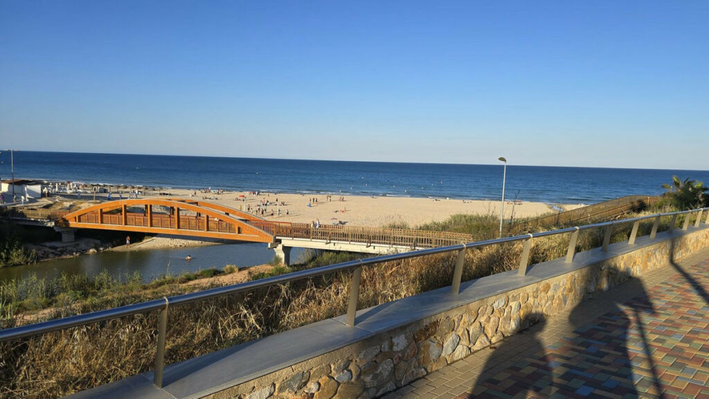 Penthouse Mil Palmeras Alicante - image 2