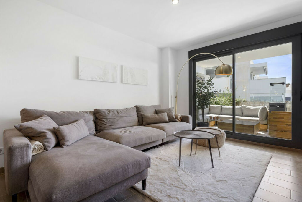 Ground Floor Apartment La Cala de Mijas Málaga - image 2