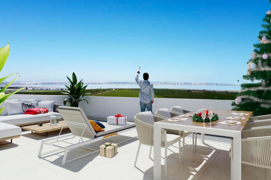 Townhouse Los Balcones Alicante - image 2