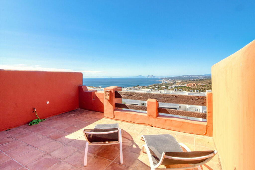 Townhouse Manilva Málaga - image 2