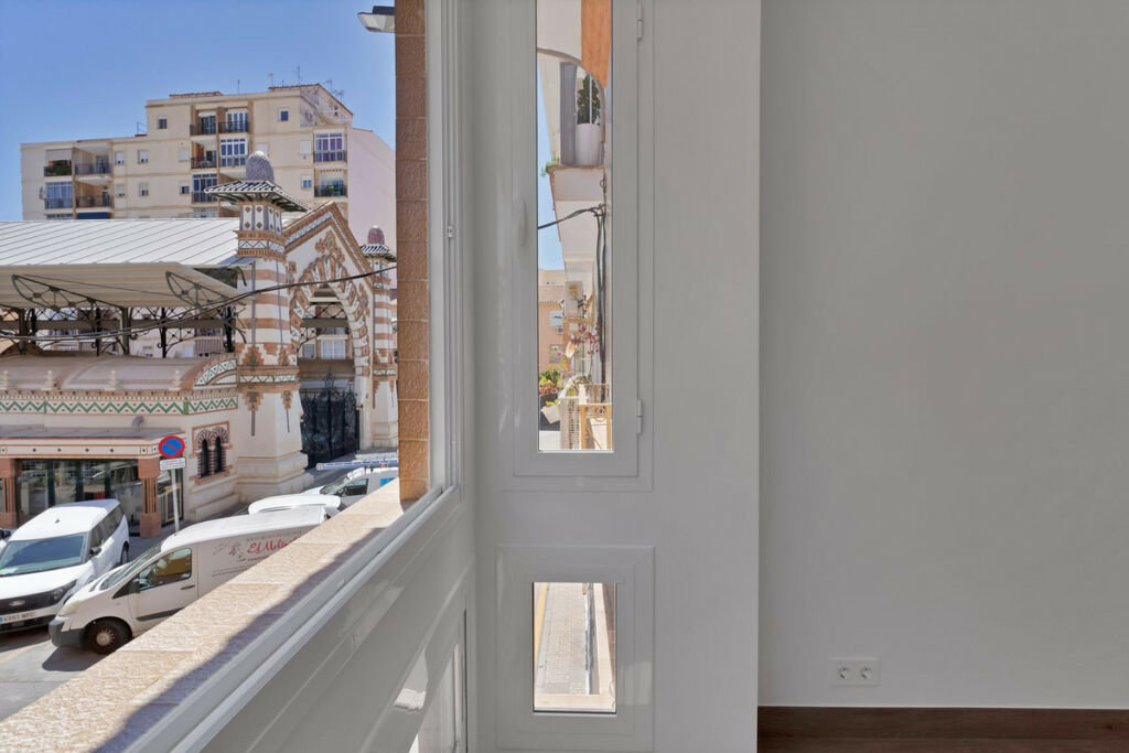Semi-Detached House Málaga Centro Málaga - image 2