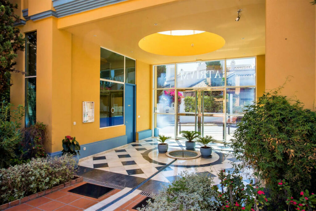 Middle Floor Apartment Bahía de Marbella Málaga - image 25