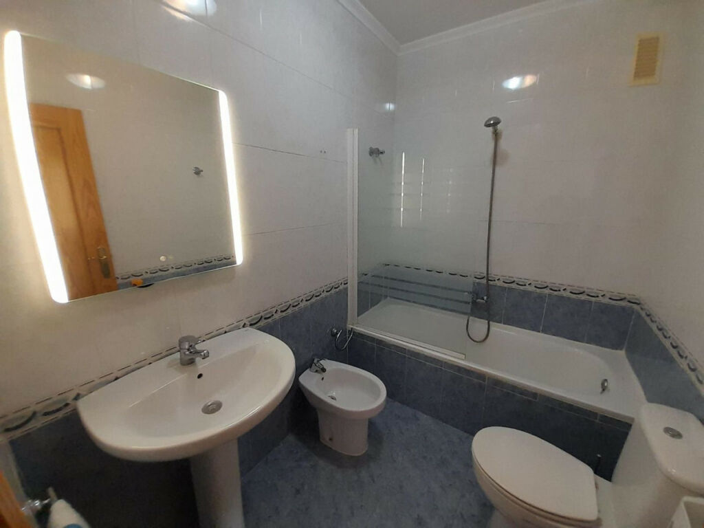 Middle Floor Apartment Puerto Mazarron Murcia - image 2