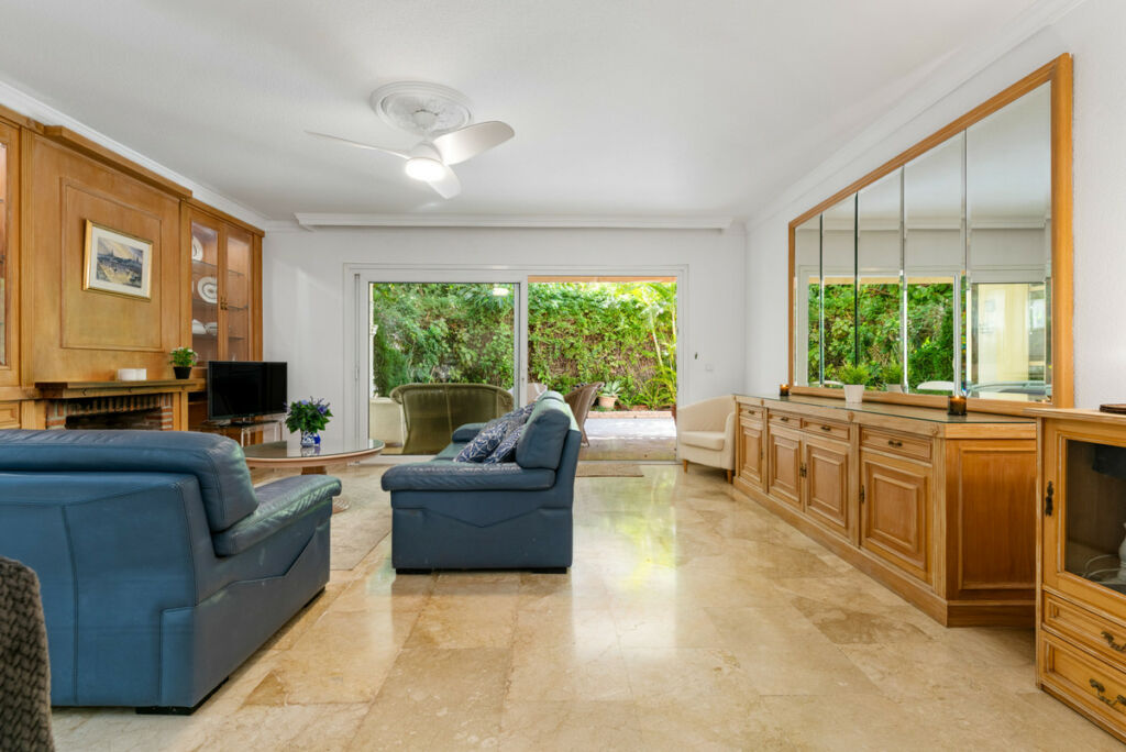 Ground Floor Apartment Marbella Málaga - image 2