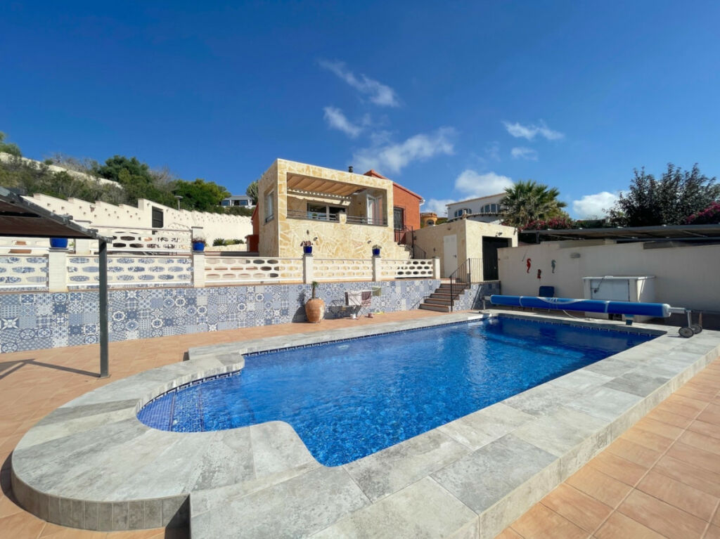 Detached Villa Benitachell Alicante - image 2