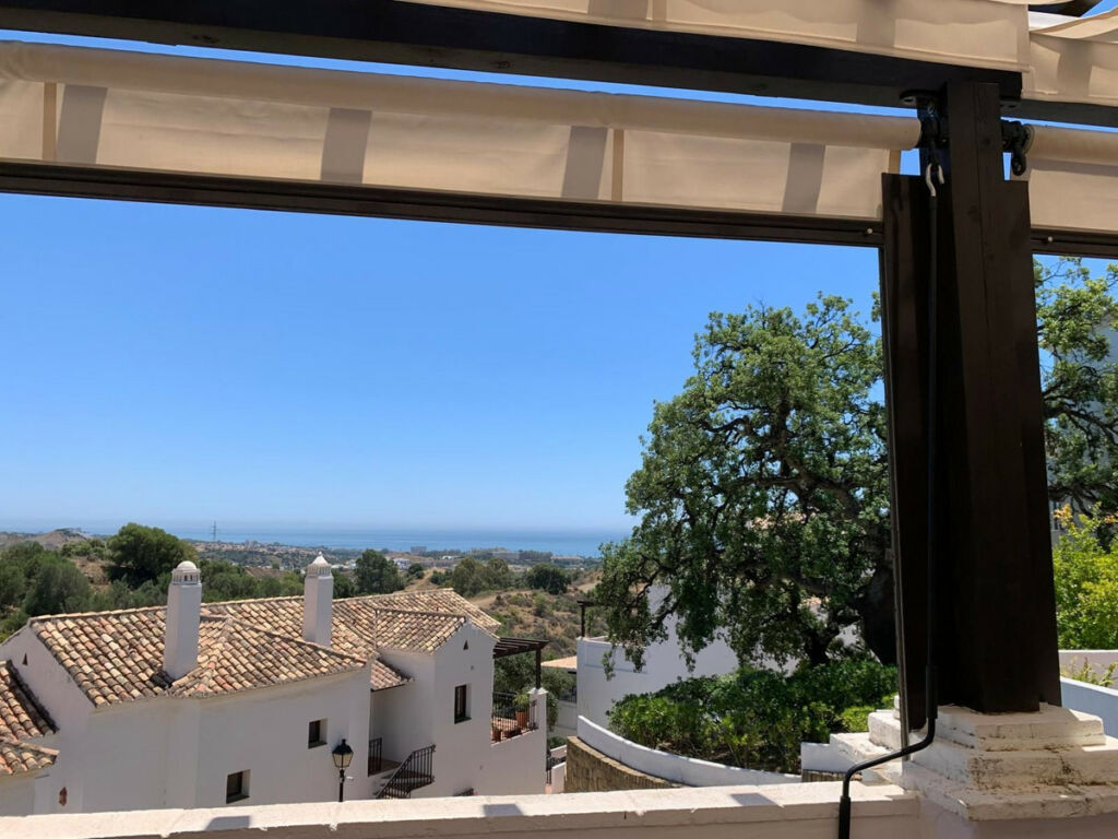 Penthouse Altos de los Monteros Málaga - image 2