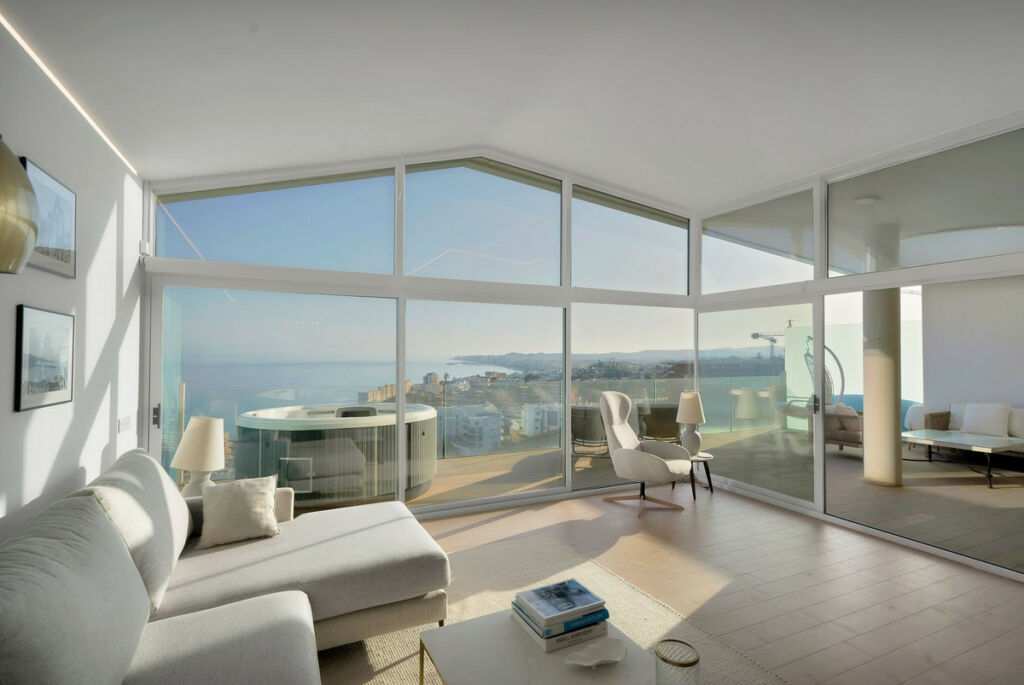 Penthouse Fuengirola Málaga - image 2
