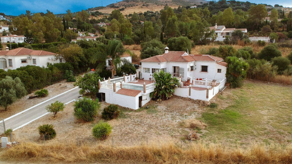 Finca - Cortijo Almogía Málaga - image 2