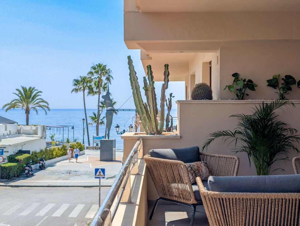 Middle Floor Apartment Marbella Málaga - image 6