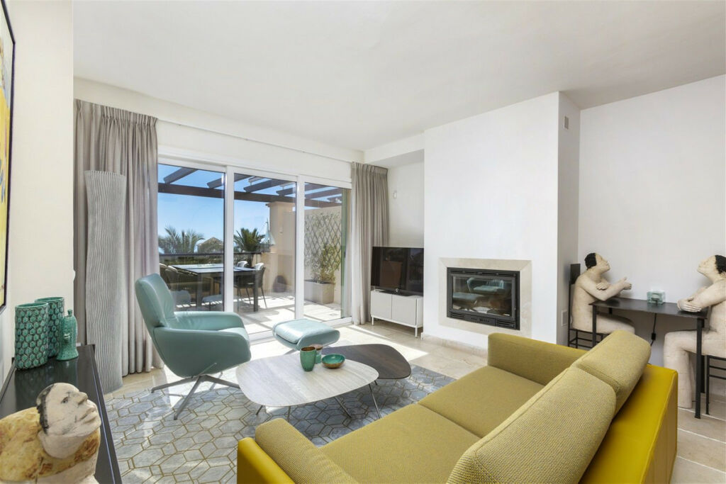 Penthouse Duplex Los Flamingos Málaga - image 2