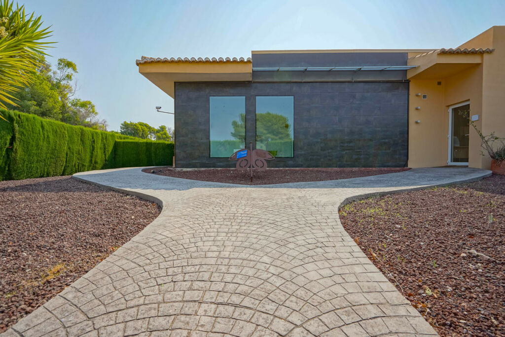 Detached Villa Javea Alicante - image 2