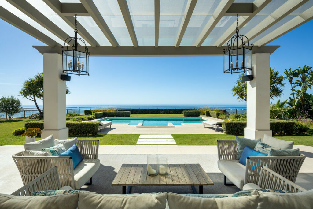 Detached Villa Monte Halcones Málaga - image 2