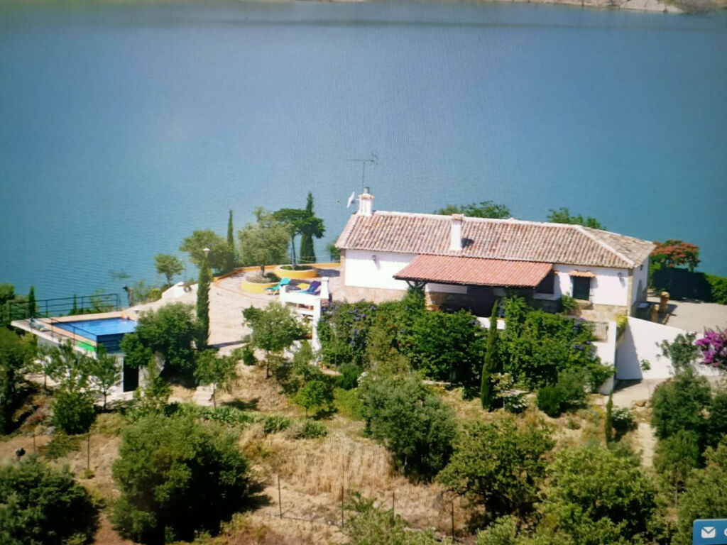 Detached Villa El Gastor Cádiz - image 2